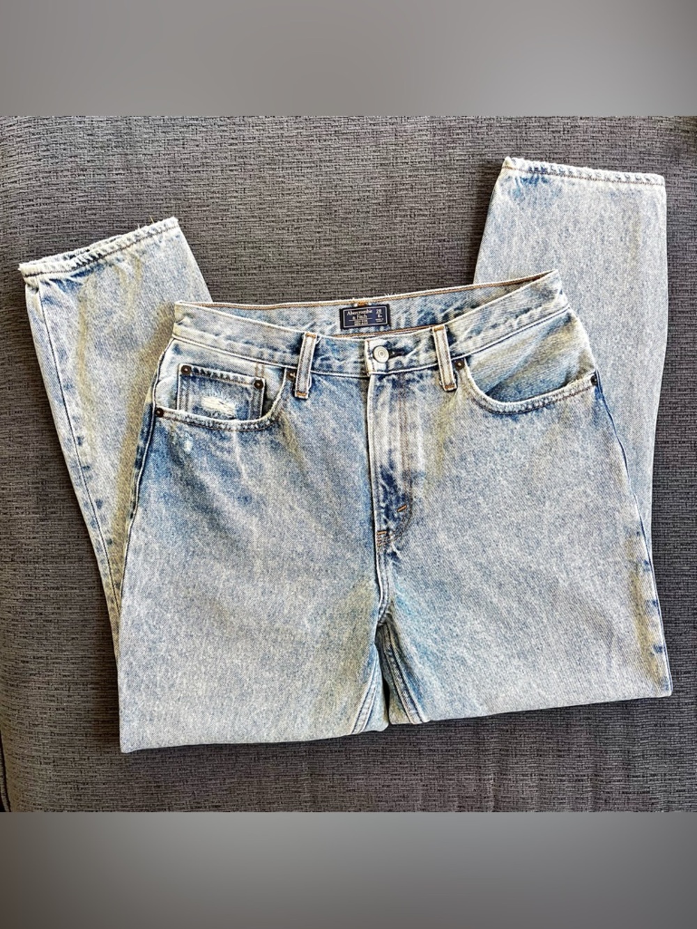 Abercrombie Fitch Jeans Tapered High Rise Mom Jean Women’s 28” - Picture 2 of 7